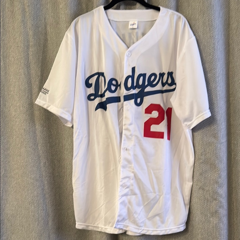 Dodgers Buehler Giveaway Jersey